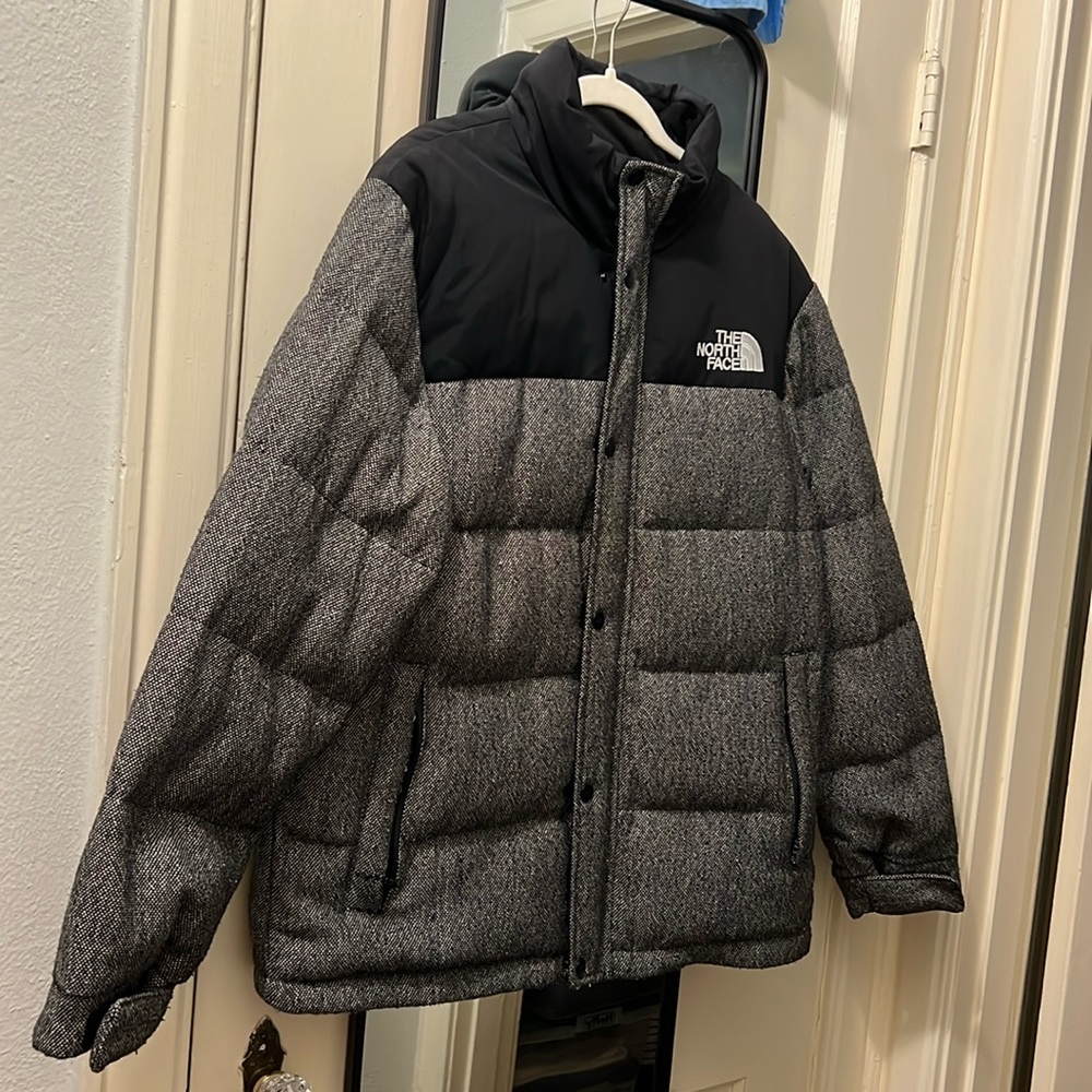 EUC Black & white tweed puffer